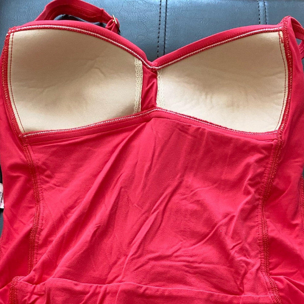 La Blanca Coral Ruched Twist Front One Piece Swimsuit - Picture 11 of 11